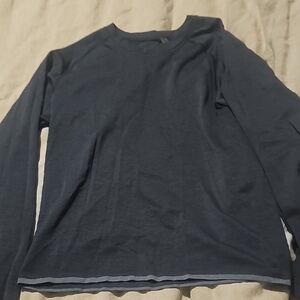 Outdoor Voices Men's Navy Gray Long Sleeve Athletic Shirt (Xs)